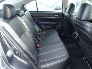 Asientos para Legacy marca Subaru