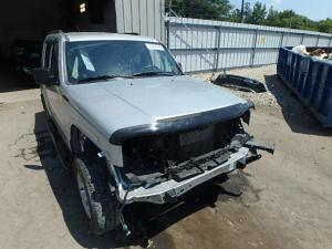 Venta de Parabrisas Originales para Jeep Liberty
