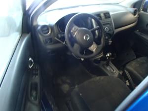 Venta de Volantes de Conducir para Nissan Versa
